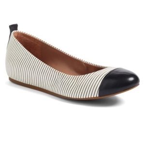 ED Ellen Degeneres Flats